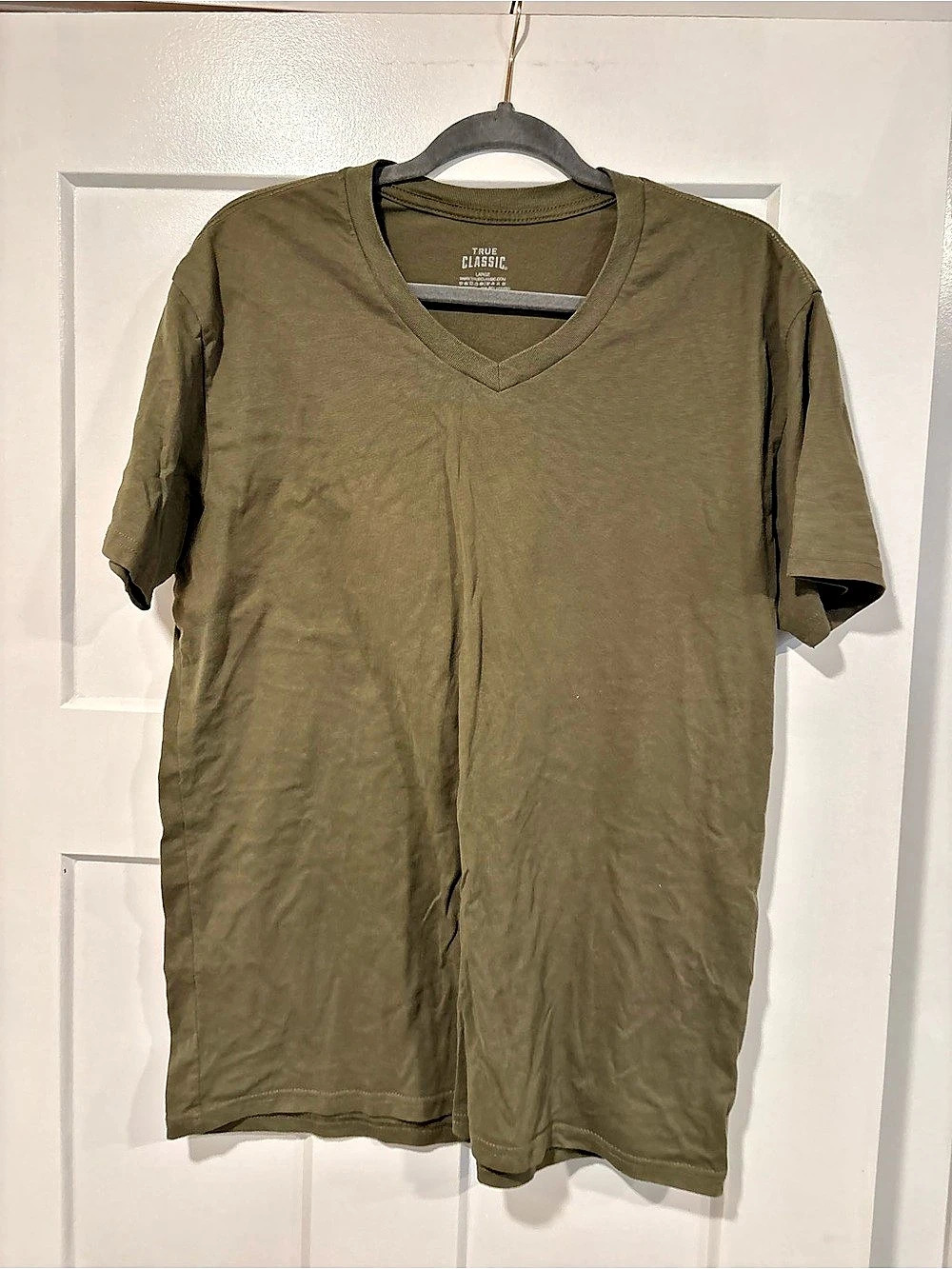 True Classic V-Neck T-Shirt Green Large